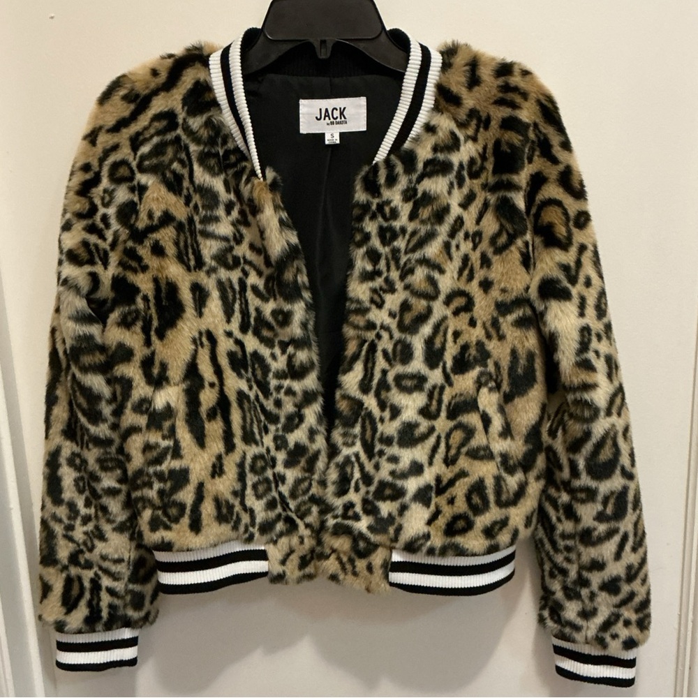 Jack by BB Dakota Leopard Faux Fur Bomber Jacket - Tan & Black